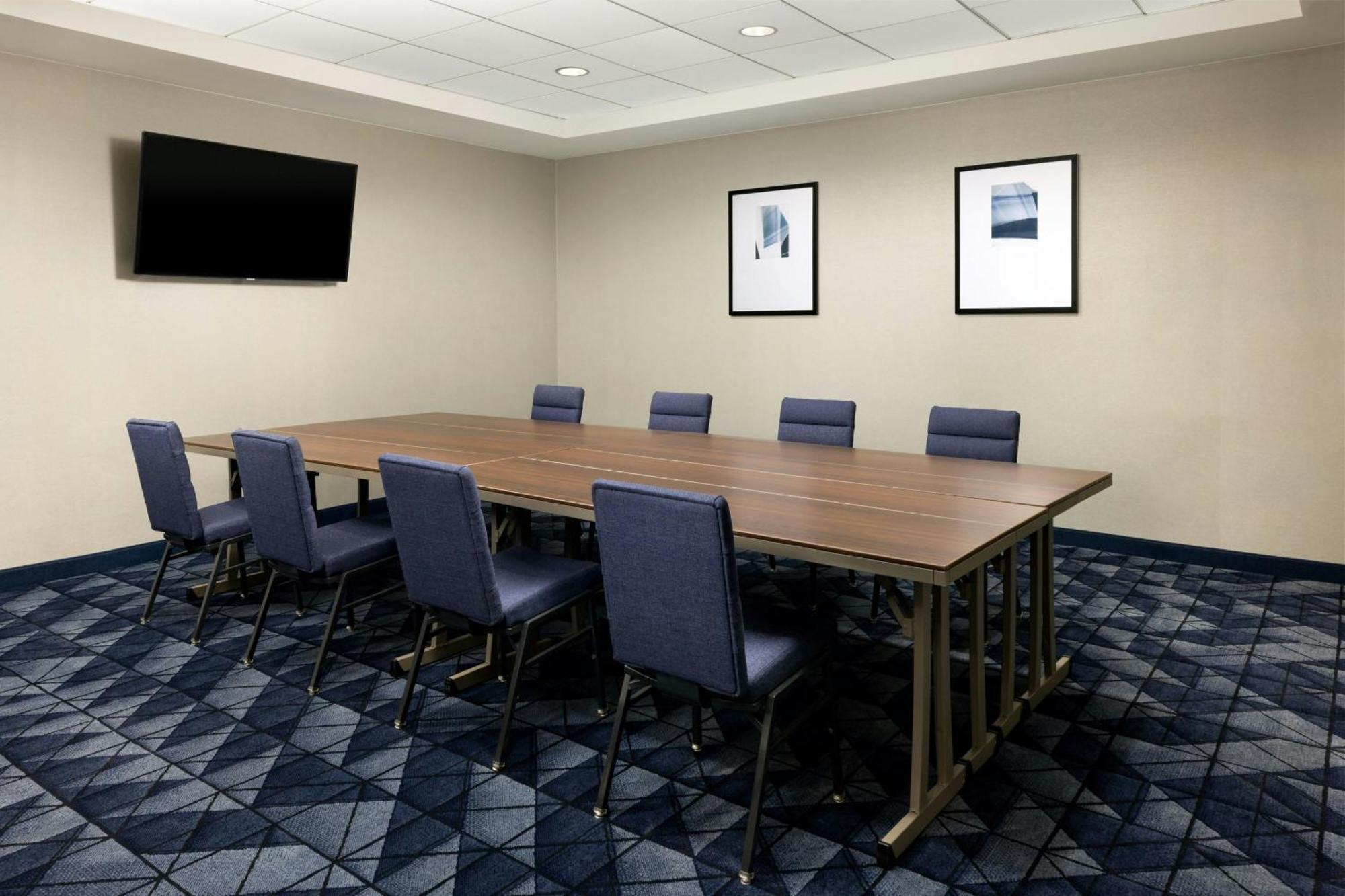 Courtyard By Marriott Los Angeles Woodland Hills Экстерьер фото