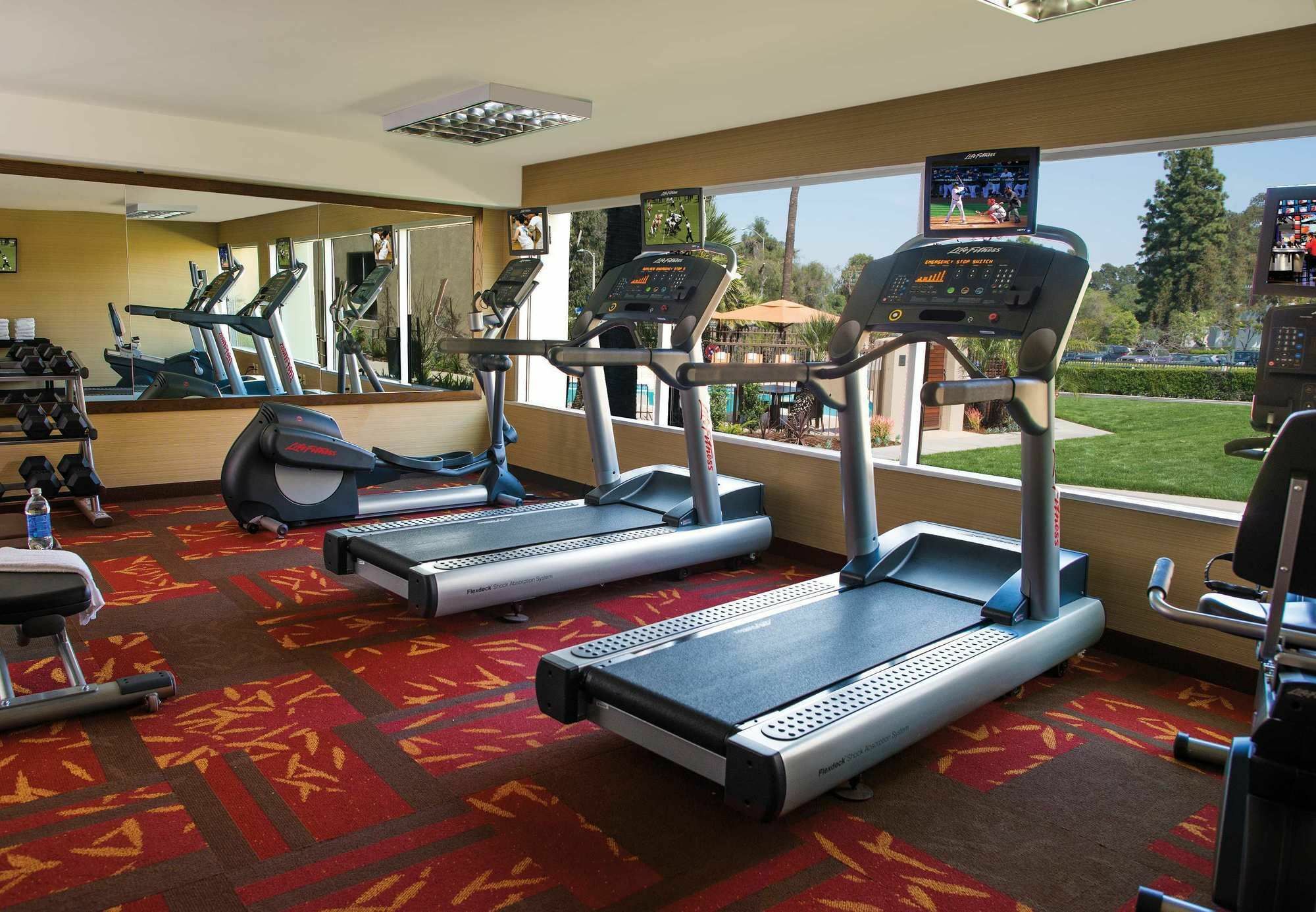Courtyard By Marriott Los Angeles Woodland Hills Экстерьер фото