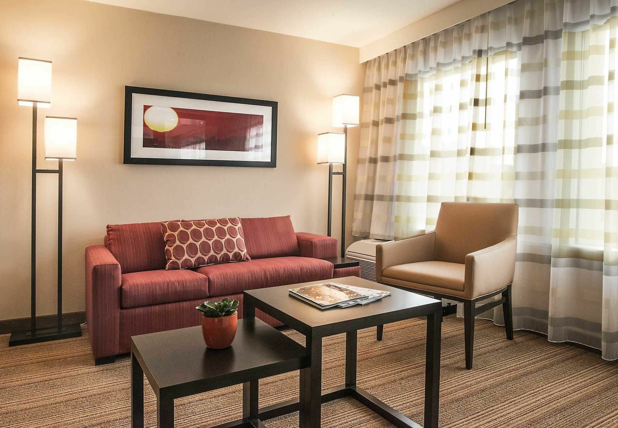 Courtyard By Marriott Los Angeles Woodland Hills Экстерьер фото